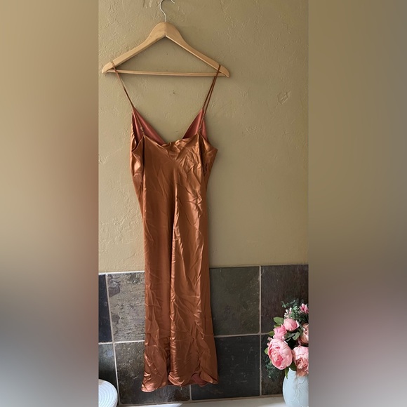 NWT L'AGENCE Jodie Silk Slip Dress In Dusty Rose Size 10 - Picture 5 of 11